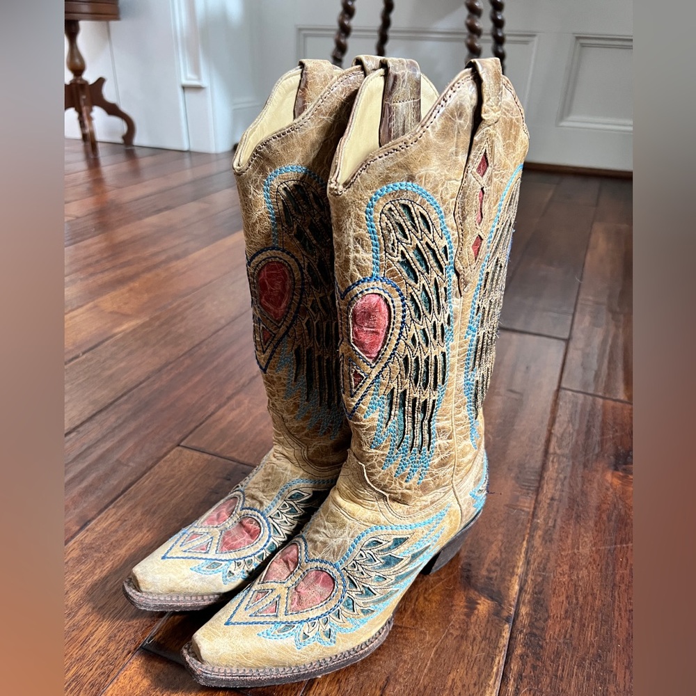 Corral Boots size 6.5.